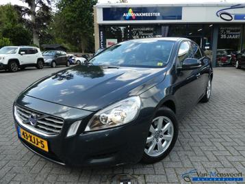 Volvo S60 1.6 T3 150PK Automaat Kinetic Nieuwstaat!|Leder|Na