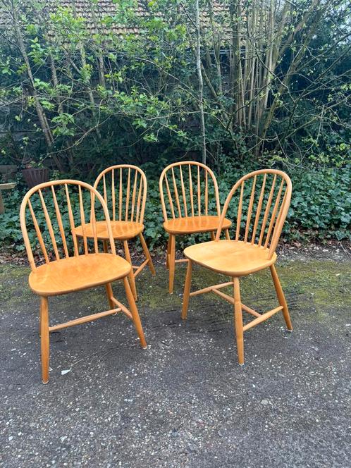 4 eetkamerstoelen (vintage/Scandinavisch/akerblom?), Huis en Inrichting, Stoelen, Gebruikt, Vier, Hout, Overige kleuren, Ophalen