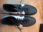 Voetbalschoenen en toebehoren, Maat XS of kleiner, Ophalen, Zo goed als nieuw, Schoenen