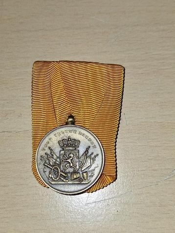 Medaille Trouwe Dienst in brons, Juliana-uitvoering