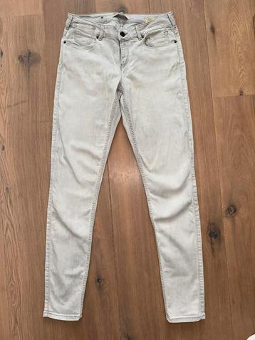 Spijkerbroek lichtgrijs skinny model Parisienne mt 30-34 beschikbaar voor biedingen