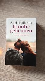 Astrid Holleeder - Familiegeheimen, Boeken, Ophalen of Verzenden, Zo goed als nieuw, Astrid Holleeder