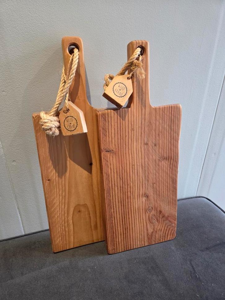 Set houten serveer-/borrelplanken – Wood Brand (nieuwstaat), Huis en Inrichting, Woonaccessoires | Wandplanken en Boekenplanken
