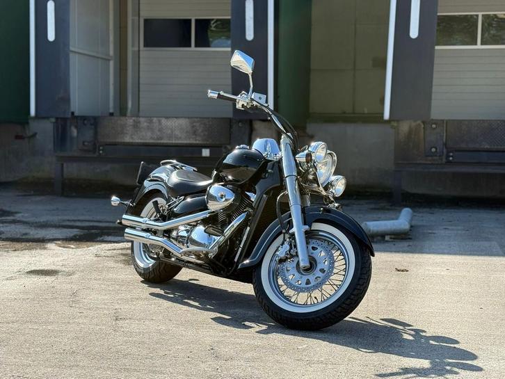 Suzuki VL800C Intruder, Motoren, Motoren | Suzuki, Particulier, Chopper, meer dan 35 kW, 2 cilinders, Motorrijbewijs A, Cardan-aandrijving