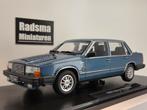 AKTIE Volvo 760 Turbo - Blauw - 1:18 Triple9, Auto, Triple9, Nieuw, Ophalen of Verzenden
