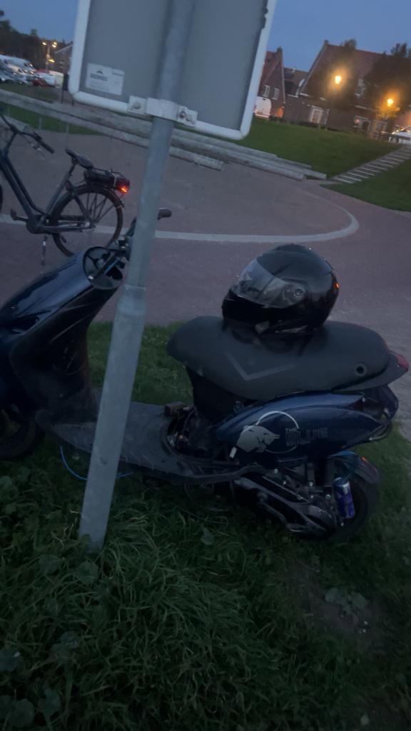 Zip 172cc malossi, Fietsen en Brommers, Scooters | Piaggio, Zo goed als nieuw, Zip, Tweetakt, Ophalen