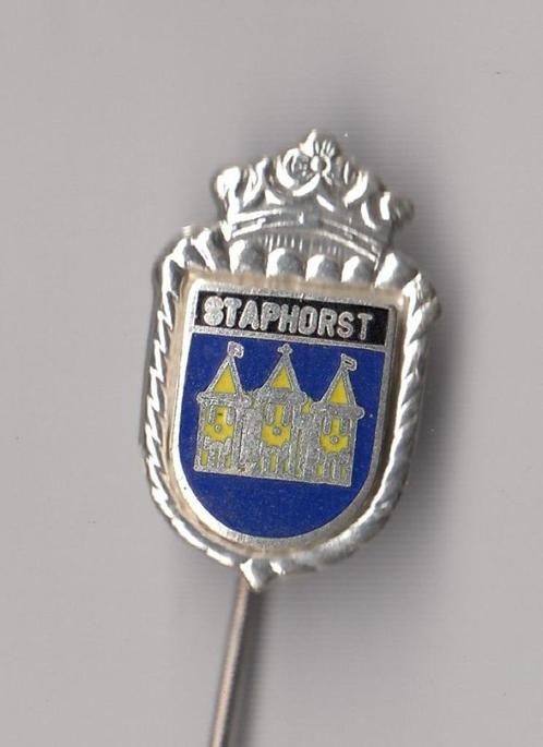 Staphorst emaille Stadswapen speldje, Verzamelen, Speldjes, Pins en Buttons, Gebruikt, Speldje of Pin, Overige onderwerpen, Ophalen of Verzenden
