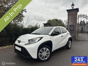 Toyota Aygo X 1.0 VVT-i MT Play Navi GARANTIE beschikbaar voor biedingen