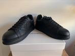 Armani Sneakers, Ophalen of Verzenden, Zo goed als nieuw, Sneakers of Gympen, Zwart