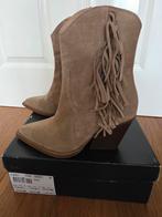 Ibiza laarsjes beige/taupe maat 39 nieuw, Kleding | Dames, Schoenen, Ophalen of Verzenden, Nieuw, Beige