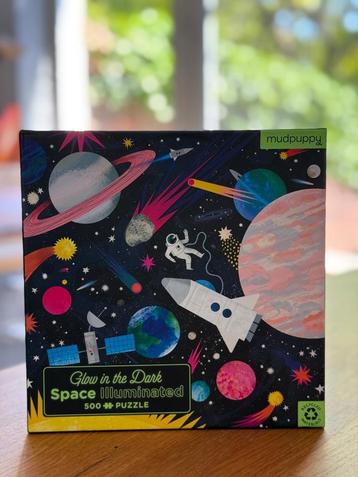 Mooie Glow in the Dark puzzel - 500 stukjes - Thema Ruimte beschikbaar voor biedingen