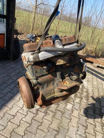 Peugeut indenor motor voor onderdelen beschikbaar voor biedingen