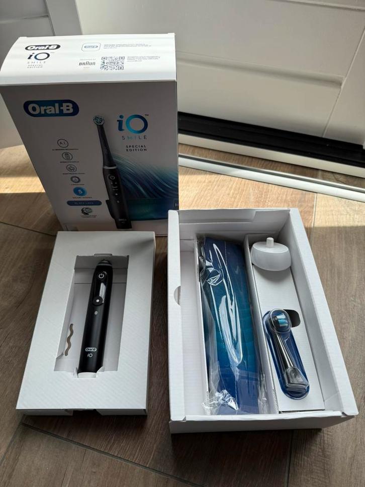Oral-B iO Smile Special Edition Elektrische Tandenborstel, Sieraden, Tassen en Uiterlijk, Uiterlijk | Mondverzorging, Zo goed als nieuw