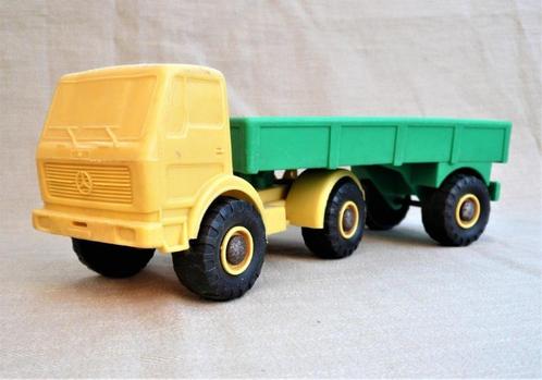Mercedes sk 1922 + open oplegger 1985. Plasto Finland 1/32., Antiek en Kunst, Antiek | Speelgoed, Ophalen of Verzenden
