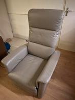 Comfortabele ligstoel, Ophalen, Zo goed als nieuw, Leer, 75 tot 100 cm