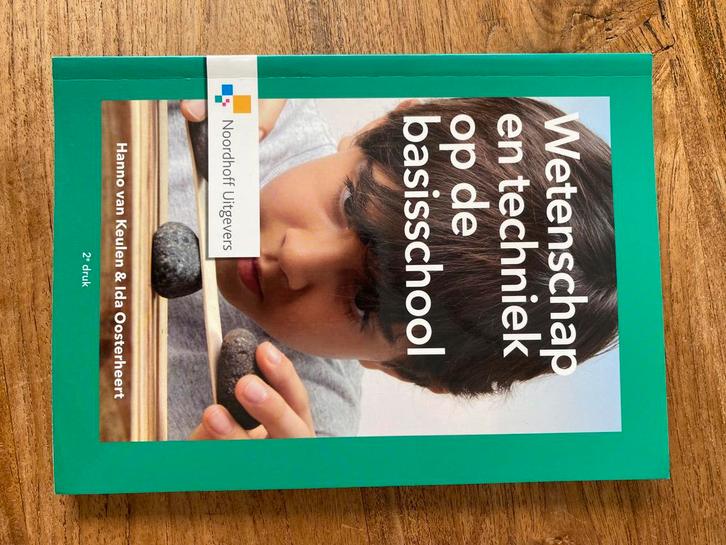 H. van Keulen - Wetenschap en techniek op de basisschool, Boeken, Wetenschap, Zo goed als nieuw, Natuurwetenschap, Ophalen of Verzenden