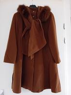 Wollen mantel met afneembare capuchon., Kleding | Dames, Jassen | Winter, Ophalen of Verzenden, Zo goed als nieuw, Bruin