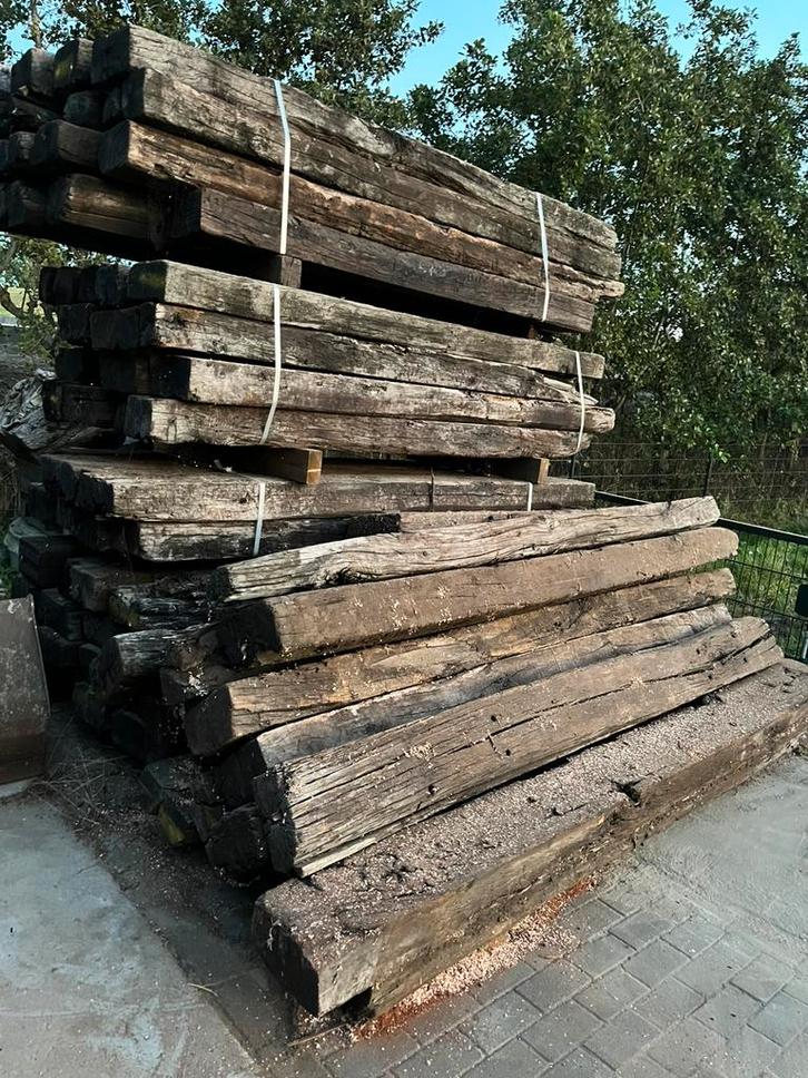 Robuuste weiland palen / poortpalen., Tuin en Terras, Palen, Balken en Planken, Zo goed als nieuw, Palen, 250 cm of meer, Hardhout