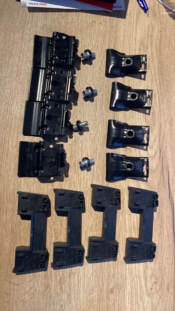Thule kit 186018 voor Thule Flush Rail voet 720600, Auto diversen, Dakdragers, Nieuw, Ophalen