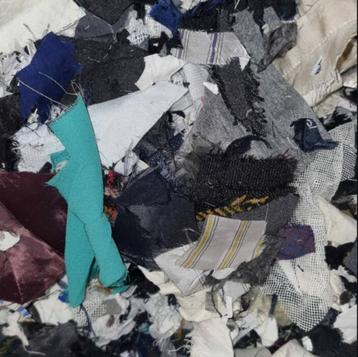 Bokszak vulling - Textielsnippers beschikbaar voor biedingen