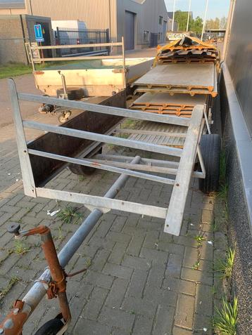 Karretje beschikbaar voor biedingen