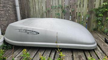 Bermude 425 dakkoffer beschikbaar voor biedingen