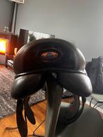 Km custom zadel, Dieren en Toebehoren, Paarden en Pony's | Zadels, Ophalen, Zo goed als nieuw, Dressuur