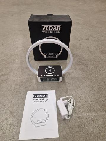 4 in 1 Wake-up lamp Zedar nieuw! Ook draadloze lader! beschikbaar voor biedingen