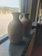 Twee vazen, Overige kleuren, Ophalen of Verzenden, Minder dan 50 cm, Glas