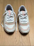 Puma Sneakers Wit/Roze Maat 37,5, Puma, Wit, Ophalen of Verzenden, Sneakers of Gympen