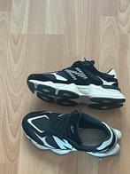 New balance 9060, Kleding | Heren, Schoenen, Ophalen of Verzenden, Zo goed als nieuw