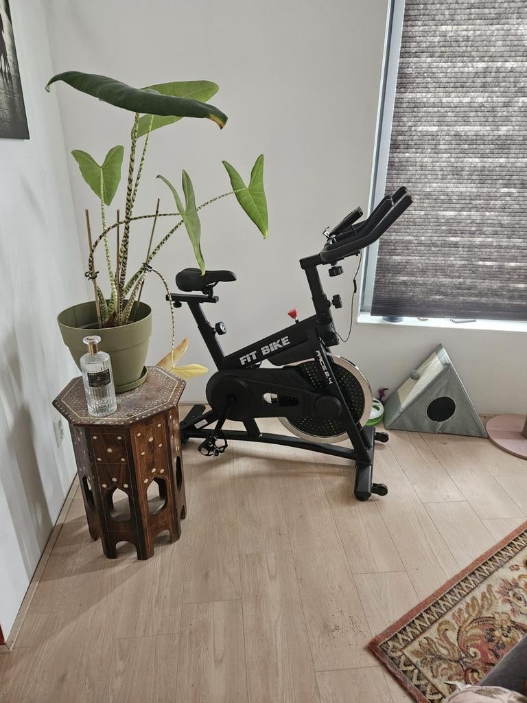 FitBike Race 2.4 - Spinningfiets, Sport en Fitness, Ophalen, Spinningfiets, Zo goed als nieuw, Metaal