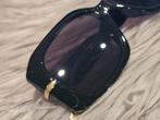 Nieuw zonnebril met zwarte hoesje, Sieraden, Tassen en Uiterlijk, Zonnebrillen en Brillen | Dames, Ophalen of Verzenden, Nieuw
