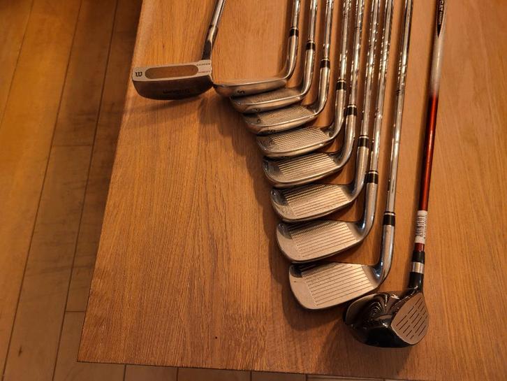 Complete heren set Wilson met tas putter en hybride, Sport en Fitness, Golf, Zo goed als nieuw, Set, Overige merken, Ophalen