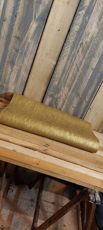 rol behang goud 70 cm breed 10 m lang beschikbaar voor biedingen