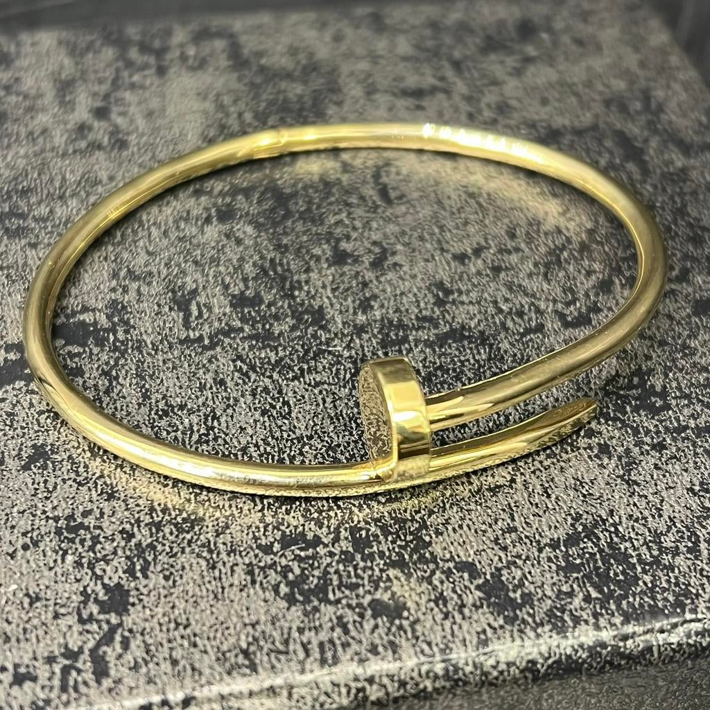 18 karaat gouden spijker armband massief model, Sieraden, Tassen en Uiterlijk, Ophalen of Verzenden, Zo goed als nieuw, Goud, Dame