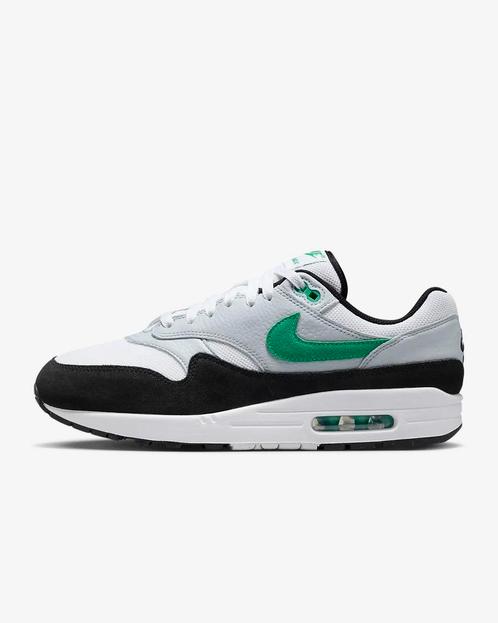 Nike Air Max 1 ‘white black stadium green’, Kleding | Heren, Schoenen, Nieuw, Sneakers of Gympen, Overige kleuren, Ophalen of Verzenden