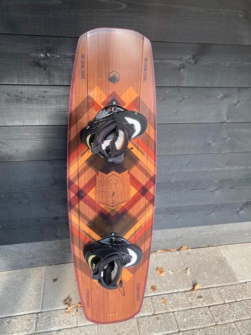 Complete wakeboard set, Watersport en Boten, Wakeboarden, Zo goed als nieuw, Ophalen