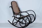 Thonet schommelstoel no.21 zwart, iconisch antiek model, Ophalen