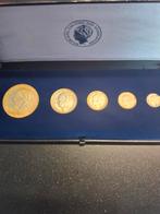 Cassette met zilveren Wilhelmina munten. AMRO bank, Setje, Zilver, Koningin Wilhelmina, Overige waardes