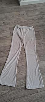 Zgan vlours rib flare broek maat 146/152, Kinderen en Baby's, Kinderkleding | Maat 146, Ophalen of Verzenden, Zo goed als nieuw