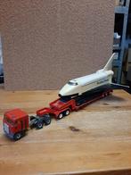 Siku Kenworth met dieplader en space shuttle, Hobby en Vrije tijd, Modelauto's | 1:50, Ophalen of Verzenden, Gebruikt, Bus of Vrachtwagen