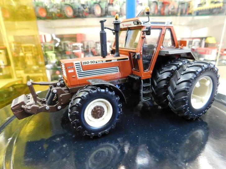 1/32 Fiat & Fiat New Holland Verzameling, ROS & Replicagri, Hobby en Vrije tijd, Modelauto's | 1:32, Zo goed als nieuw, Tractor of Landbouw