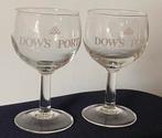 2 Glaasjes van Dow’s Port op voet. Hoogte 12,5 cm., Ophalen of Verzenden, Zo goed als nieuw, Borrel- of Shotglas