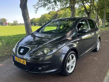 Seat Altea 2.0 FSI Stylance 2005 Airco Nieuwe Apk beschikbaar voor biedingen