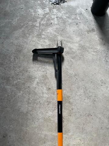 Fiskars Xact Onkruidtrekker beschikbaar voor biedingen