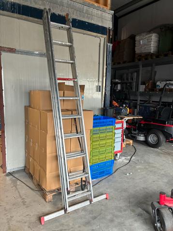 Altrex 3-delige ladder beschikbaar voor biedingen