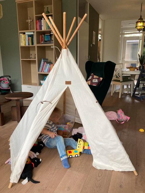 Nobodinoz speeltent, Kinderen en Baby's, Speelgoed | Speeltenten, Zo goed als nieuw, Ophalen