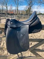 KN Allegro dressuurzadel 17,5 inch, Dieren en Toebehoren, Paarden en Pony's | Zadels, Gebruikt, Ophalen of Verzenden, Dressuur