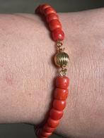 bloedkoraal armband met vermeil bolslotje, Sieraden, Tassen en Uiterlijk, Antieke sieraden, Ophalen of Verzenden, Zilver, Armband